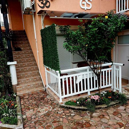 Apartmani Gs ***** Zavidovici Extérieur photo