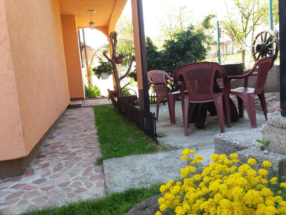 Apartmani Gs ***** Zavidovici Extérieur photo
